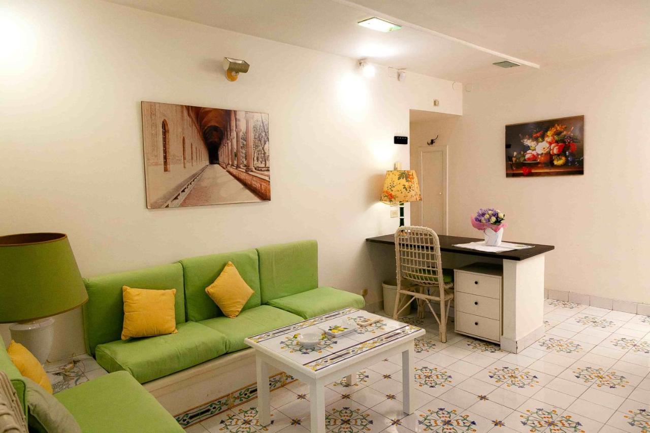 나폴리 Casa Vacanze Belledonne 아파트 외부 사진